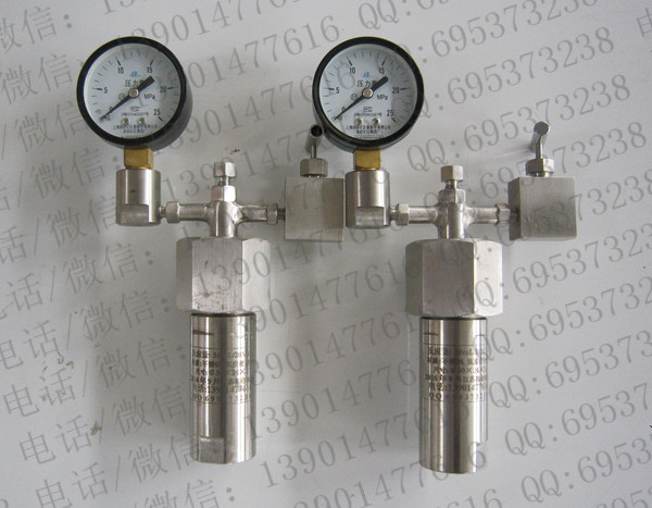 ��Ӧ��15mL��15MPa 200��